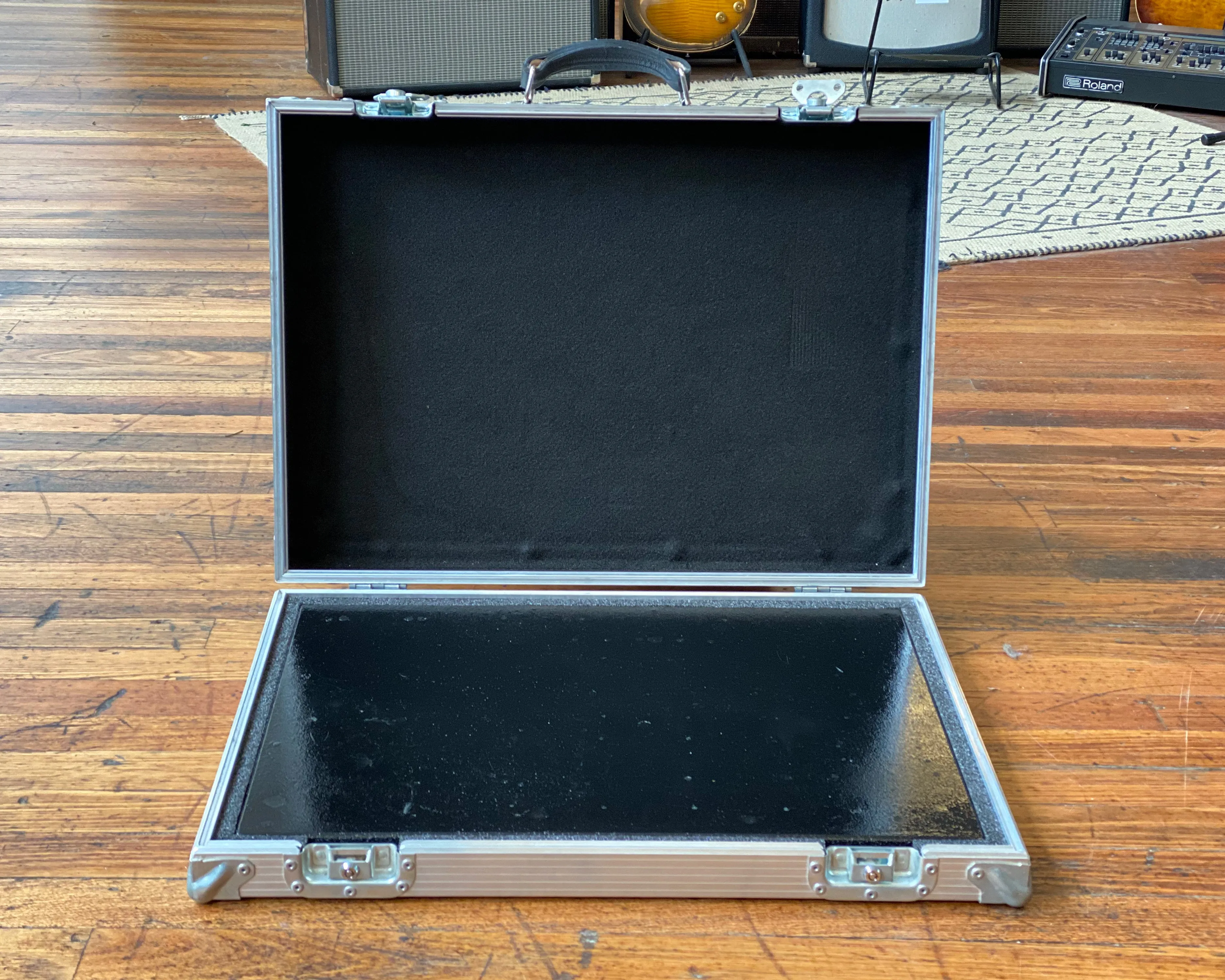 C & C Medium Pedalboard / Flight Case