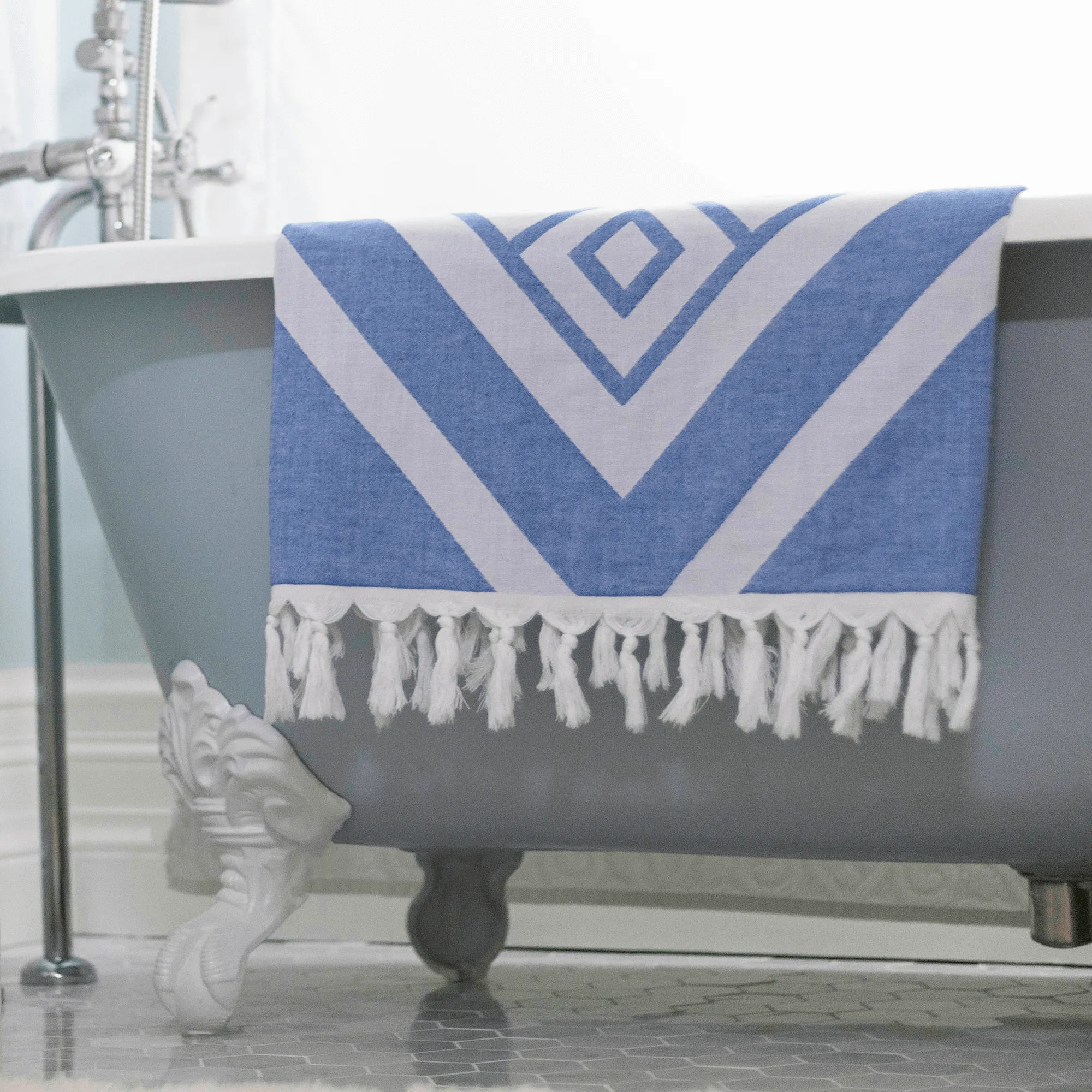 Turkish Cotton Towel Set / Geo Diamond in Blue   White