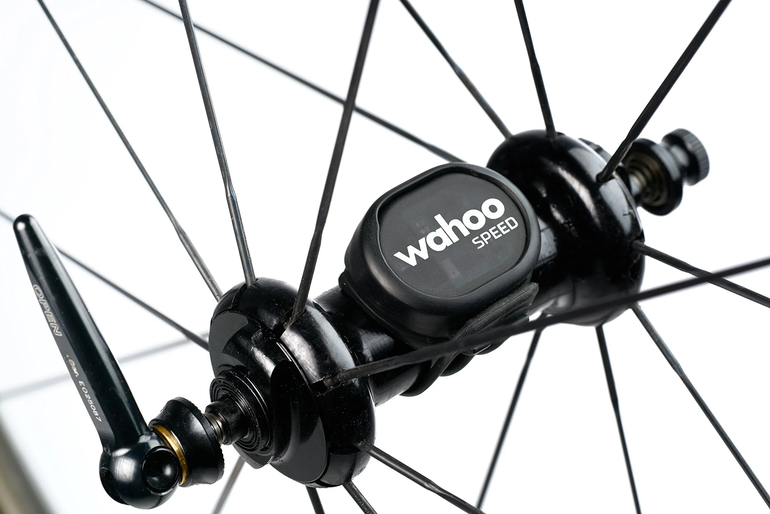 Wahoo Rpm Cycling Speed/Cadence Sensor for Outdoor, Spin and Stationary Bikes